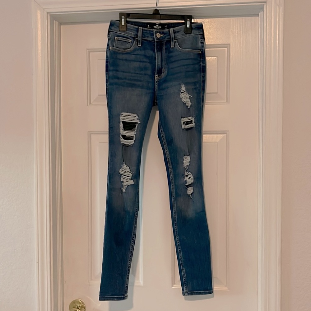 Hollister high-rise super skinny, soft stretch jeans